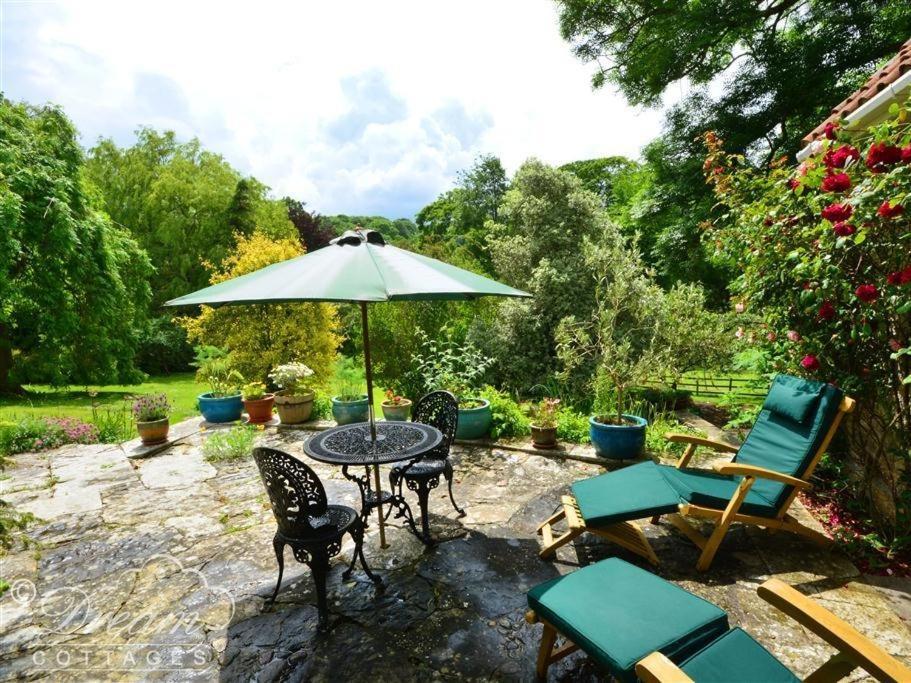 Sixpenny Cottage Upwey Exterior foto